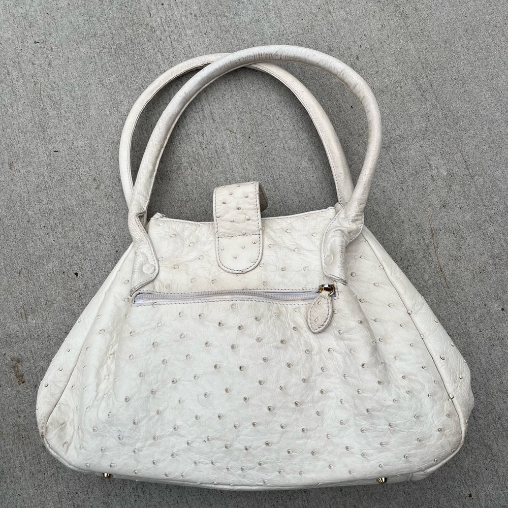 Elegant White Handbag EILEEN JRAMER HANDBAG OSTRICH LEATHER GOOD COND